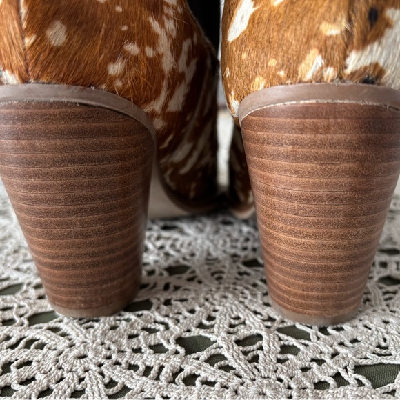 Diba True faux hair 9.5 women’s ankle boot bootie. Browns . Preloved - Picture 7 of 11